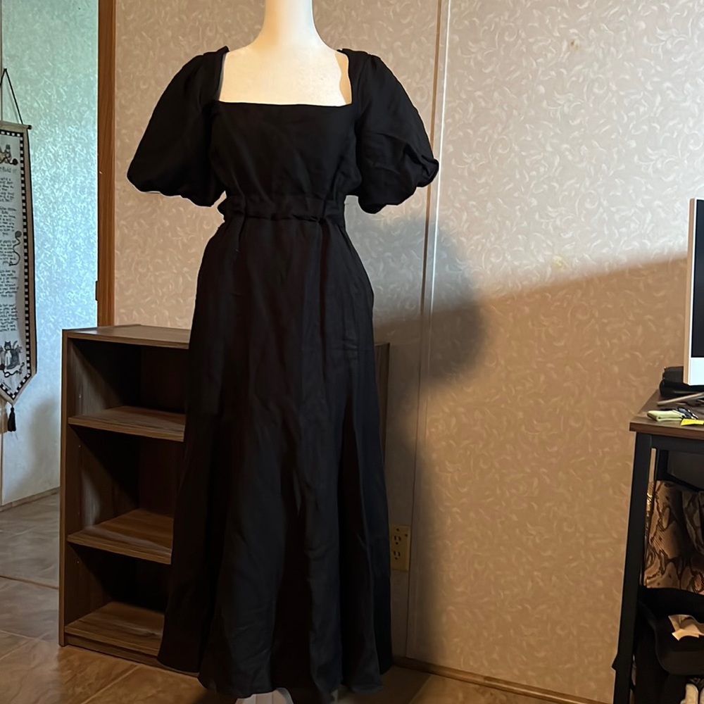 Astr the Label maxi dress with cutout on lower back